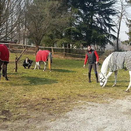 Cascina Paradiso Robecchetto con Induno